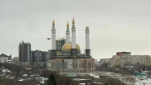 Знак свыше? В Уфе рухнул купол минарета крупнейшей мечети-долгостроя
