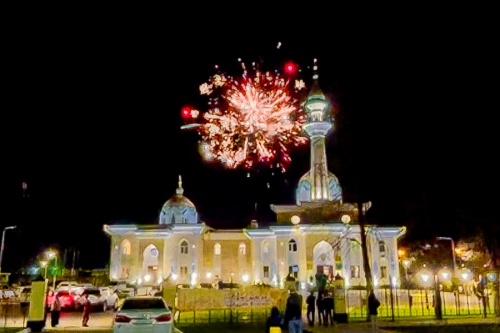 В казанской мечети «Ахмадзаки» месяц Рамазан проводили салютом